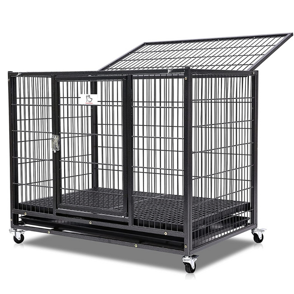 Dog cage best sale with wheels